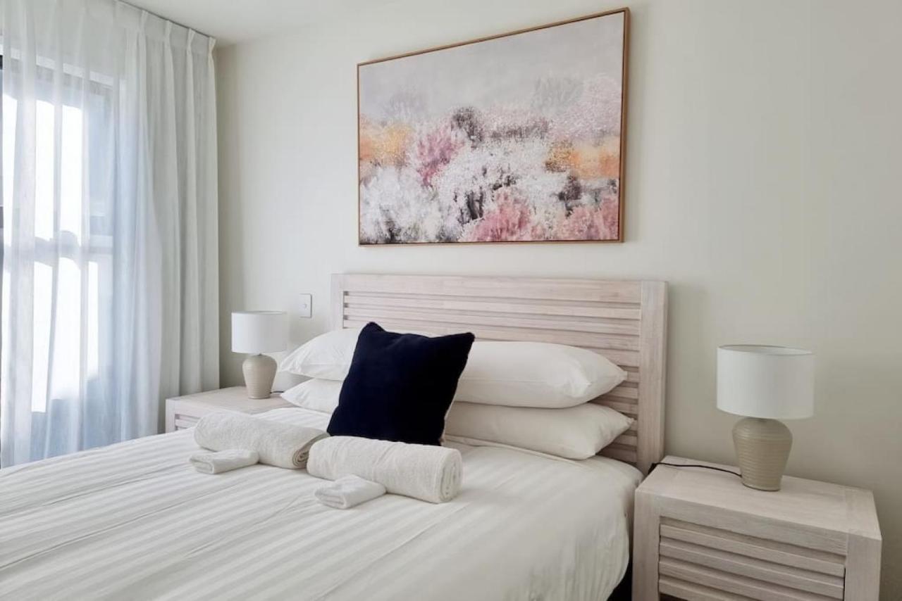 Huntington Townhouse With Patio And Parking Villa Auckland Bagian luar foto