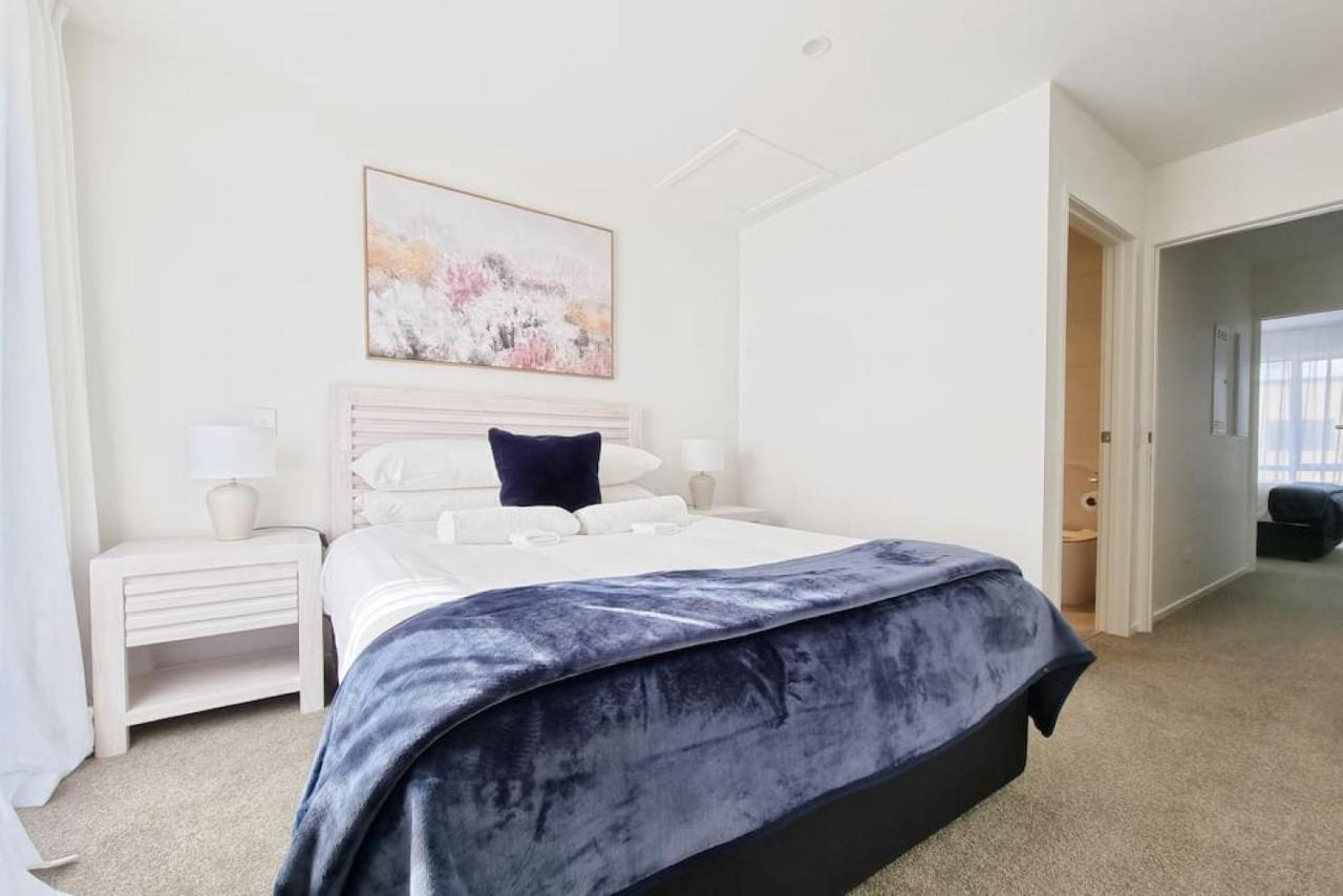 Huntington Townhouse With Patio And Parking Villa Auckland Bagian luar foto
