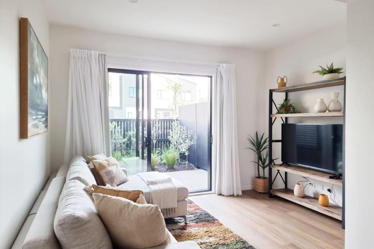 Huntington Townhouse With Patio And Parking Villa Auckland Bagian luar foto